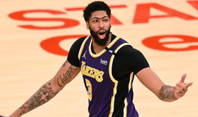 开云体育-詹姆斯剑指退役巡演？某高管建议湖人用浓眉换拉文