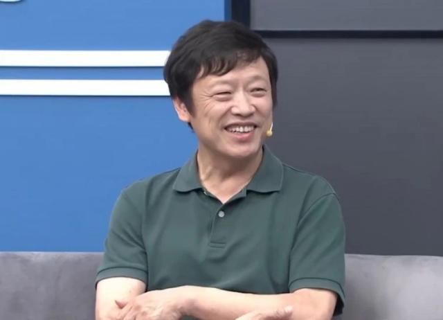 胡锡进：中国足球不及日韩主要是球员薪水太高